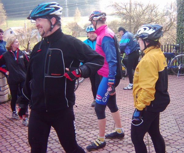 V obl�ben� osv�ovn� U Tety na pivo a v�te�n� koleno