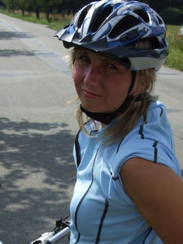 Tolik by cht�la, ale u� to fakt ne�lo