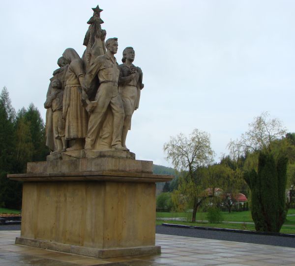 Javo���ko – pomn�k